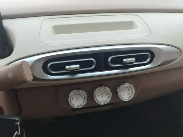 Wuling Hongguang Mini EV — Фото автомобиля 12