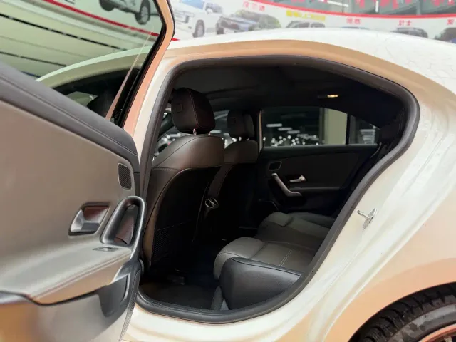Mercedes-Benz A-Class AMG — Фото автомобиля 5