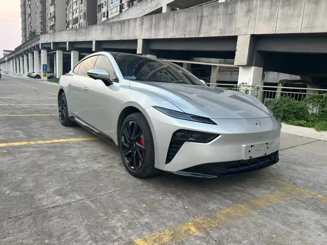 Dongfeng eπ 007 — Фото автомобиля 3