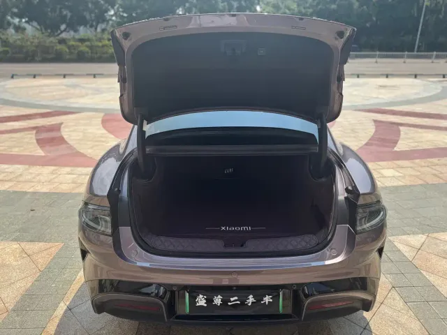 Xiaomi SU7 — Фото автомобиля 19