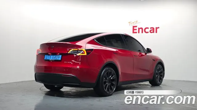 Tesla Model Y — Фото автомобиля 2