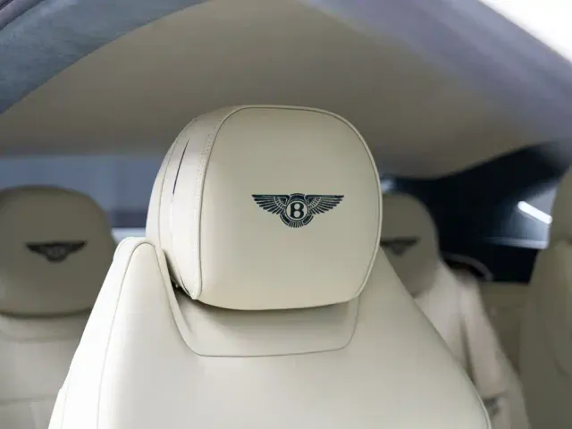 Bentley Continental — Фото автомобиля 15