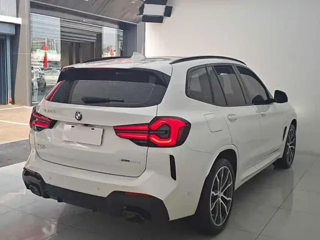 BMW X3 — Фото автомобиля 16
