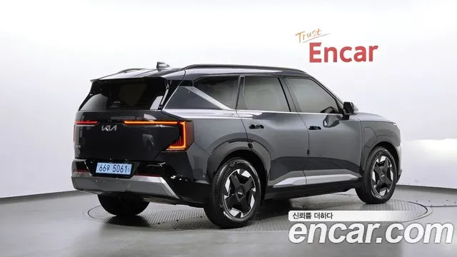 Kia EV5 — Фото автомобиля 2