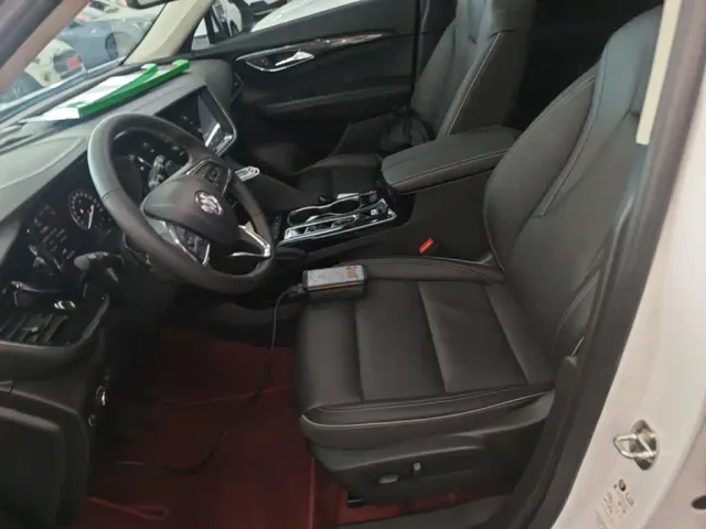 Buick Envision Plus — Фото автомобиля 14