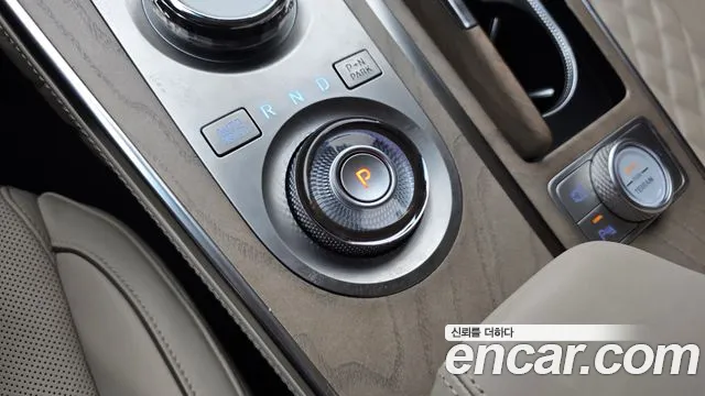 Genesis GV80 — Фото автомобиля 11