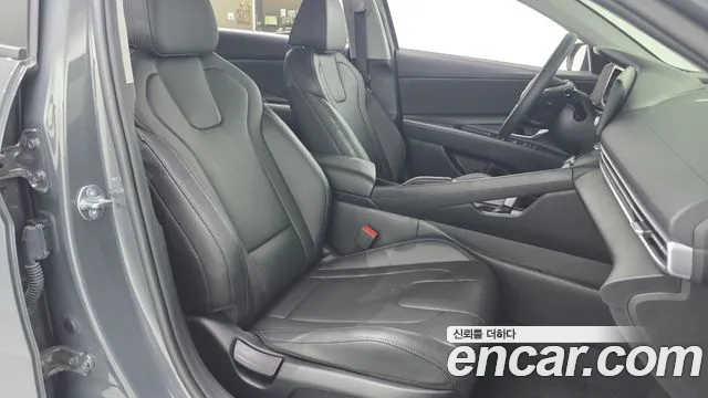 Hyundai Avante CN7 — Фото автомобиля 26