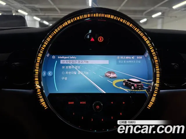 MINI Cooper — Фото автомобиля 12
