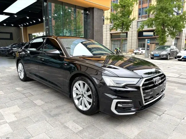 Audi A6L — Фото автомобиля 3