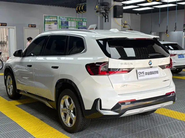 BMW X1 — Фото автомобиля 4