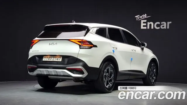 Kia Sportage Sportage 5-е поколение Бензин 1.6 турбо 2WD — Фото автомобиля 2
