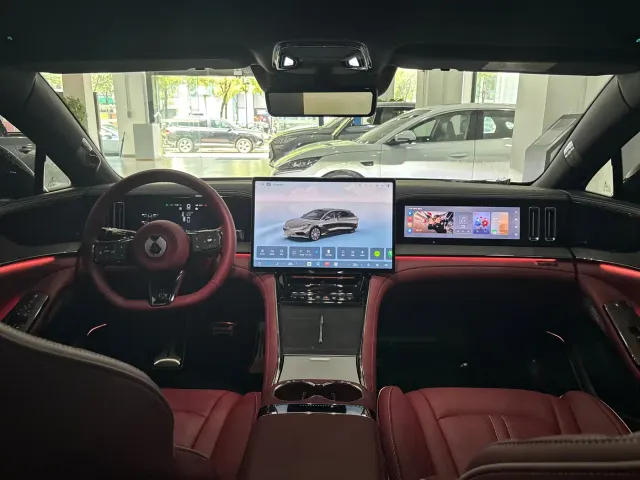 Denza Z9GT — Фото автомобиля 10