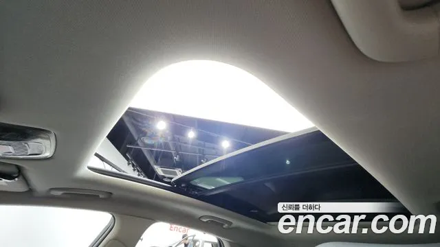 Genesis GV70 2.5T Бензин AWD — Фото автомобиля 18