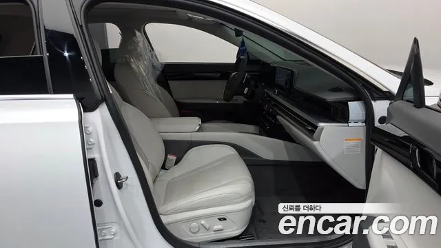 Hyundai Grandeur GN7 — Фото автомобиля 16