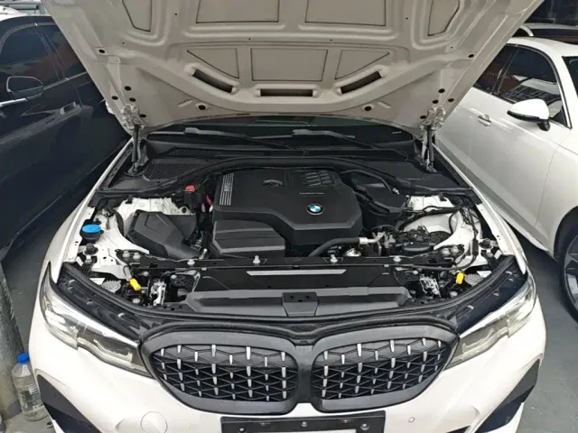 BMW 3 Series — Фото автомобиля 19