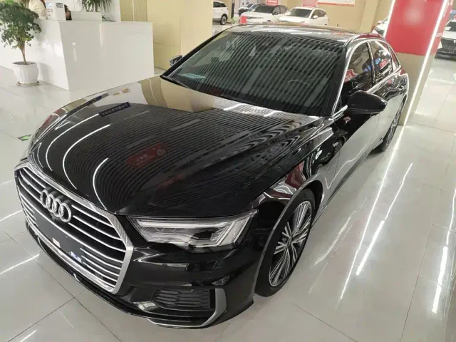 Фотография автомобиля — Audi A6L