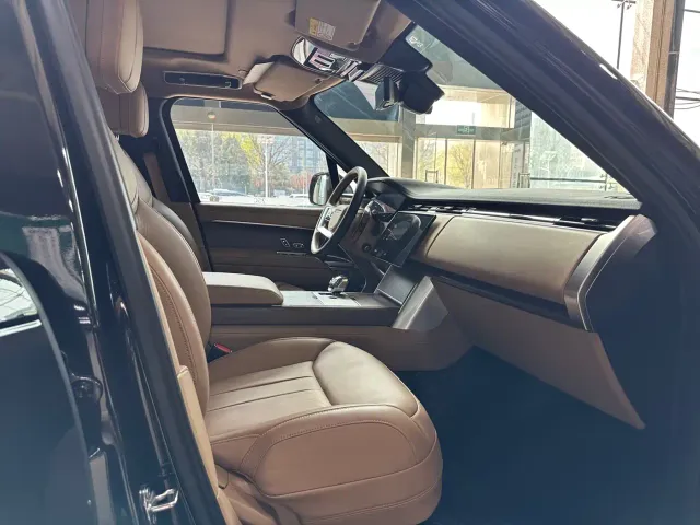 Land Rover Range Rover — Фото автомобиля 9