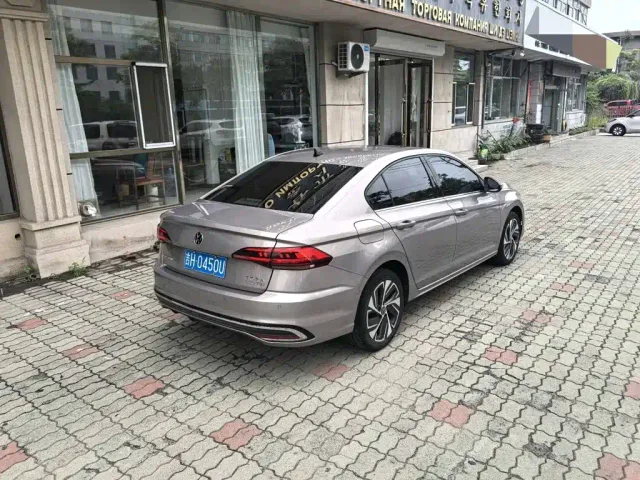 Volkswagen Bora — Фото автомобиля 8