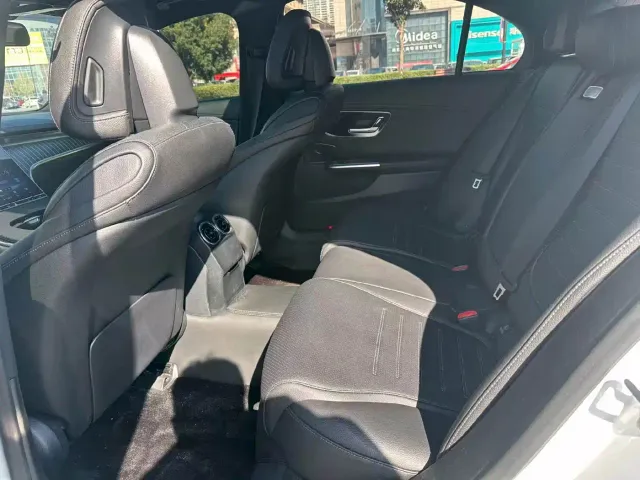 Mercedes-Benz C-Class — Фото автомобиля 6