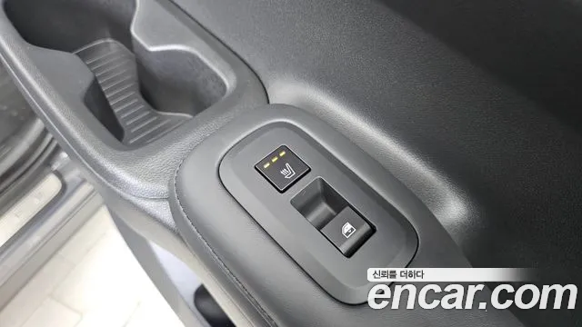 Hyundai Santafe — Фото автомобиля 18