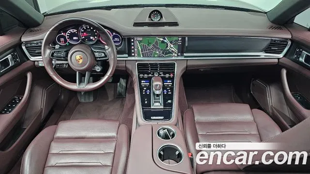 Porsche Panamera 971 — Фото автомобиля 10