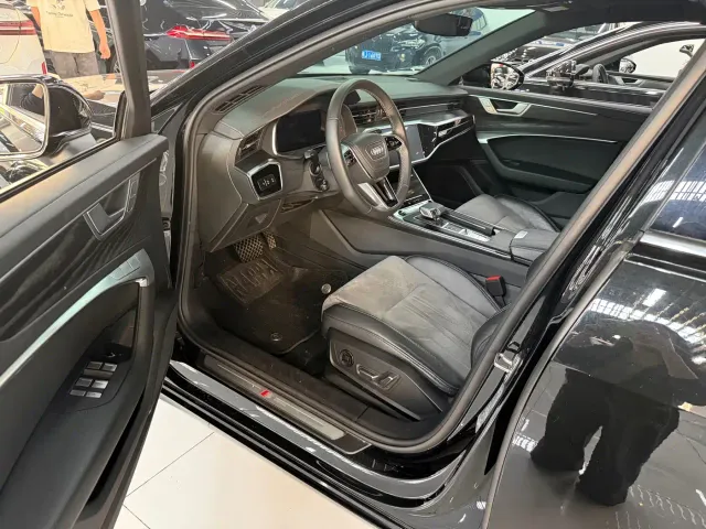Audi A6L — Фото автомобиля 5