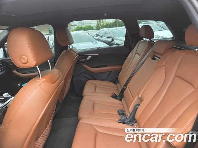 Audi Q7 45 TDI quattro Premium — Фото автомобиля 16