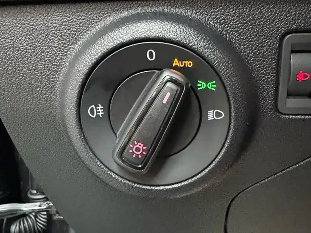Jetta Jetta VS5 2023 280TSI Auto Highlight Comfort Type — Фото автомобиля 14