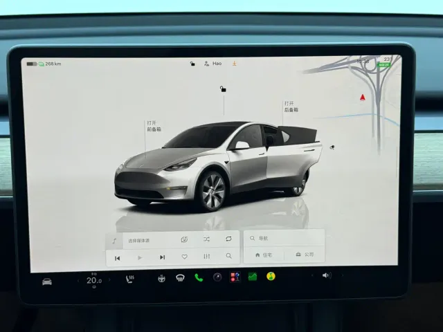 Tesla Model Y — Фото автомобиля 6