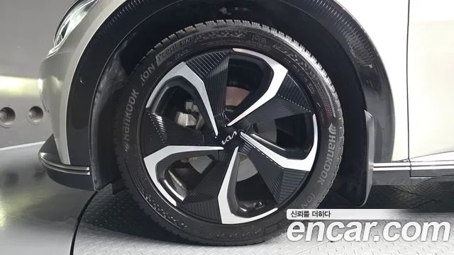 Kia EV6 — Фото автомобиля 5