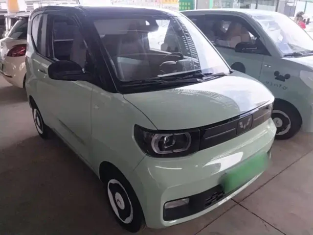 Wuling Hongguang Mini EV — Фото автомобиля 3