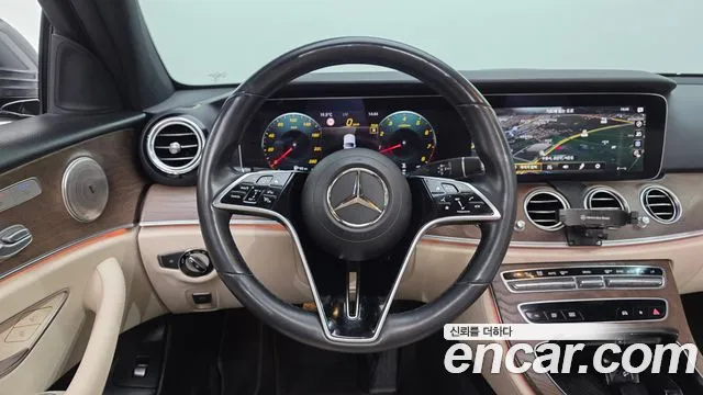 Mercedes-Benz E-Class W213 — Фото автомобиля 20