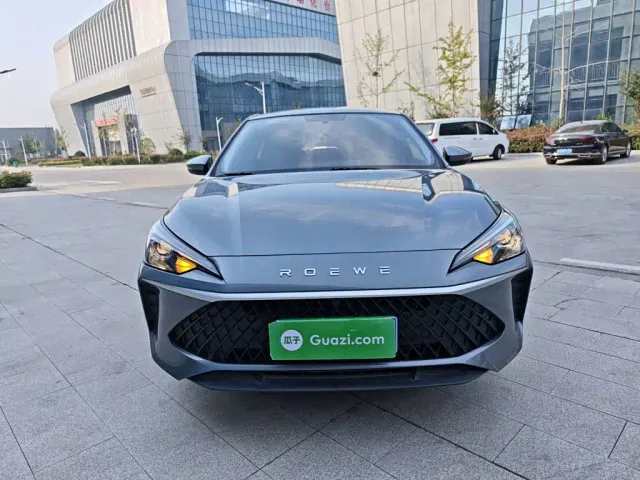 Roewe i5 — Фото автомобиля 2