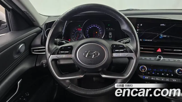 Hyundai AVANTE Avante (CN7) — Фото автомобиля 13