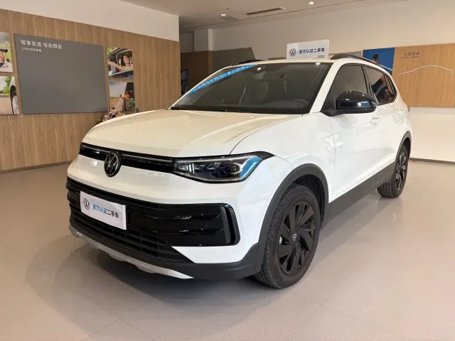 Фотография автомобиля — Volkswagen Tharu
