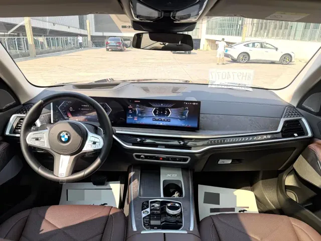 BMW X5 — Фото автомобиля 6
