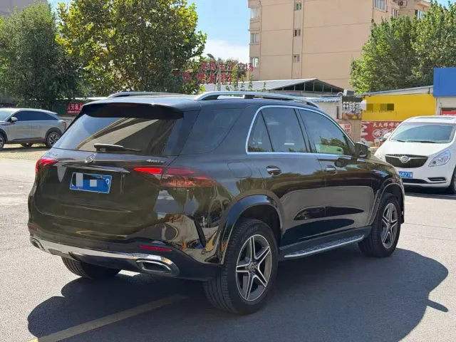 Mercedes-Benz GLE-Class — Фото автомобиля 4
