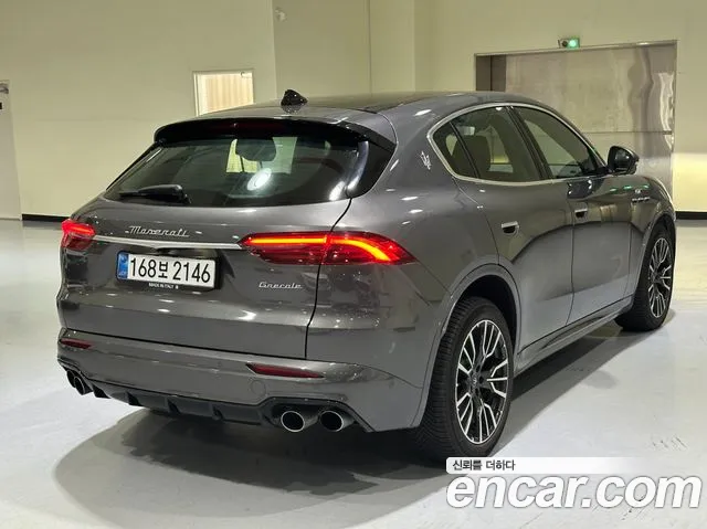 Maserati Grecale — Фото автомобиля 2