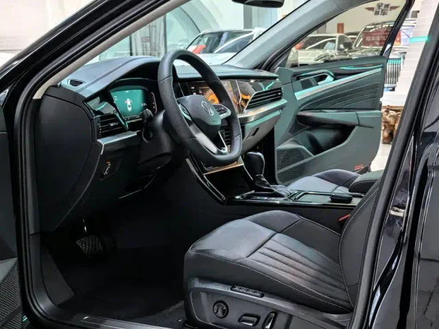 Volkswagen Passat — Фото автомобиля 6
