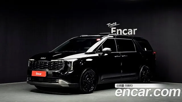 Фотография автомобиля — Kia Carnival 4th Gen
