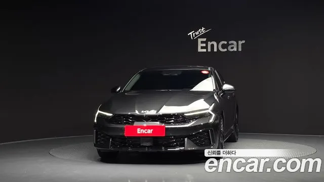Kia K5 Signature — Фото автомобиля 3