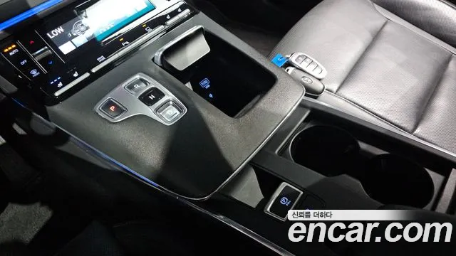 Hyundai Grandeur Новый Grandeur IG — Фото автомобиля 9