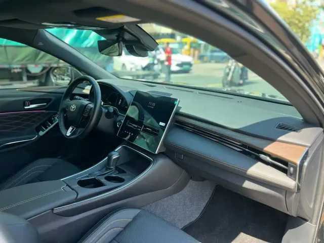 Toyota Avalon — Фото автомобиля 6