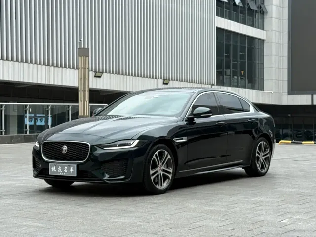 Фотография автомобиля — Jaguar XEL