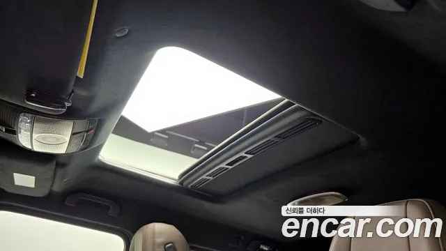 Mercedes-Benz G-Class — Фото автомобиля 16
