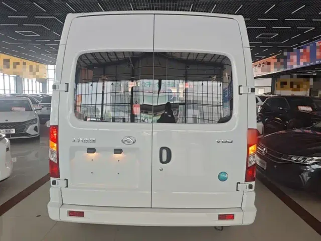 Maxus Xintu V80 — Фото автомобиля 5