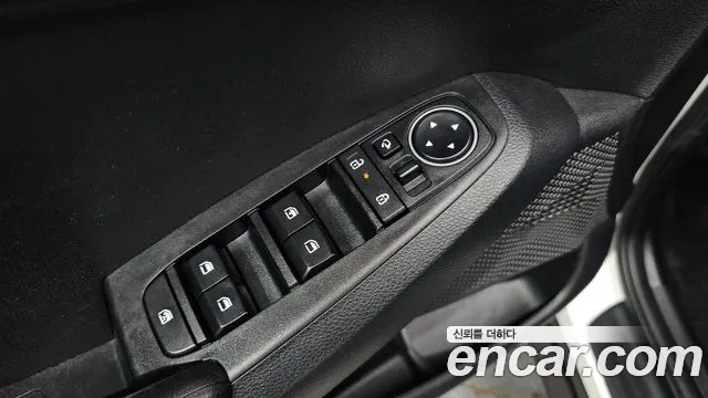 Kia Seltos New — Фото автомобиля 23