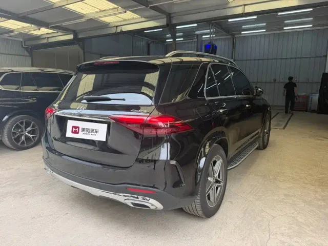 Mercedes-Benz GLE-Class — Фото автомобиля 5