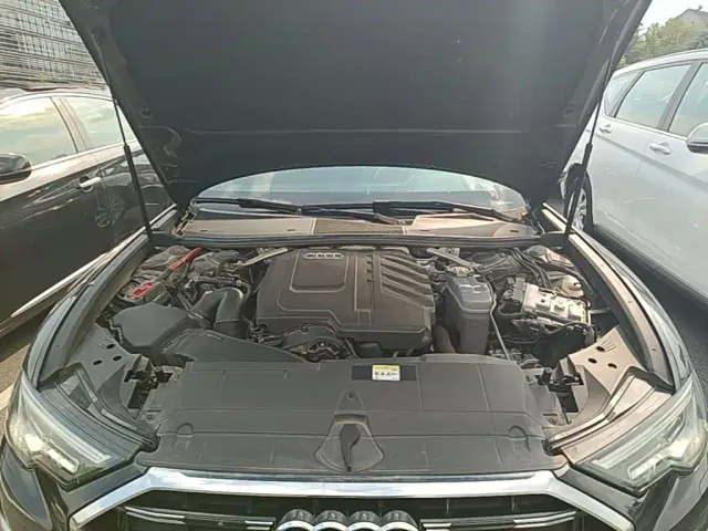 Audi A6L — Фото автомобиля 19