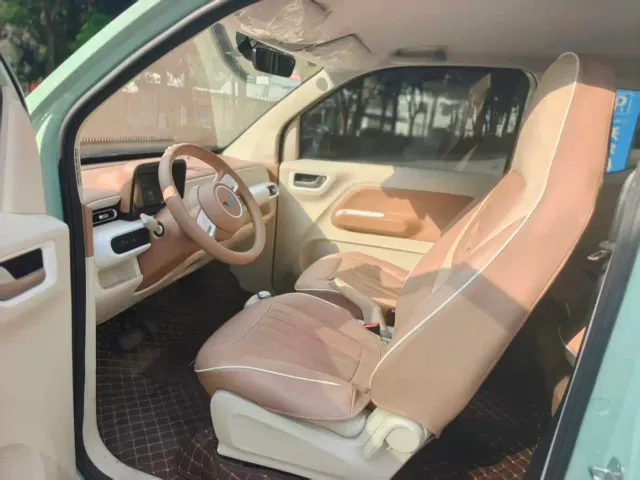 Wuling Hongguang Mini EV — Фото автомобиля 11
